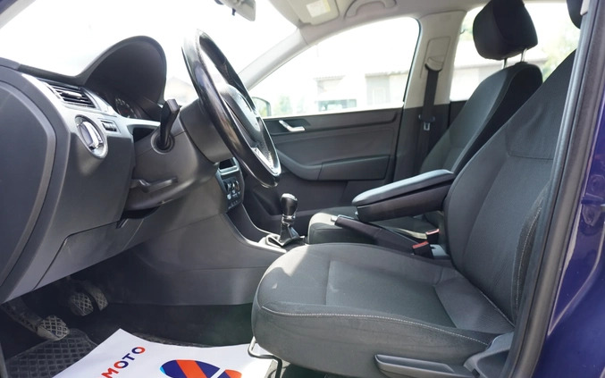 Skoda RAPID cena 12500 przebieg: 290000, rok produkcji 2014 z Katowice małe 277